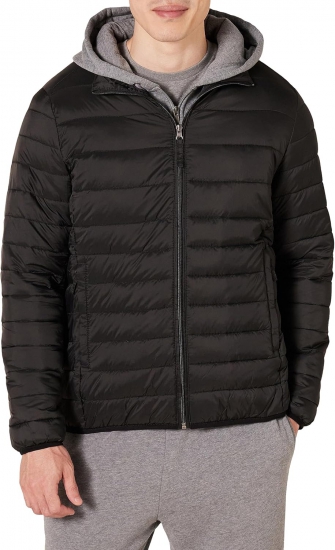 Amazon Essentials Men's Packable Lightweight Water-Resistant Puffer Jacket (Available in Big & Tall) - Click Image to Close
